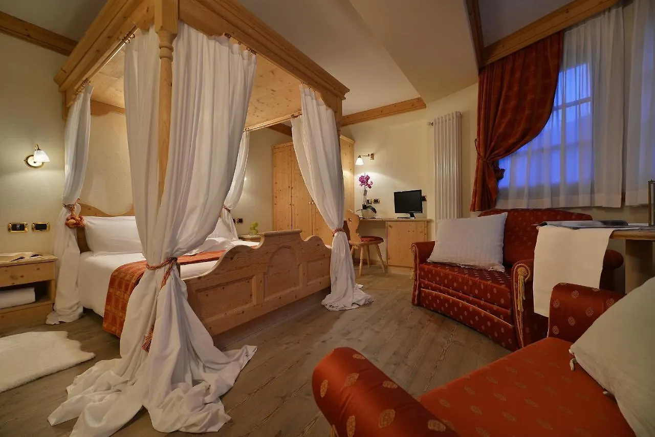 Hotel Cristallo Livigno 3*,