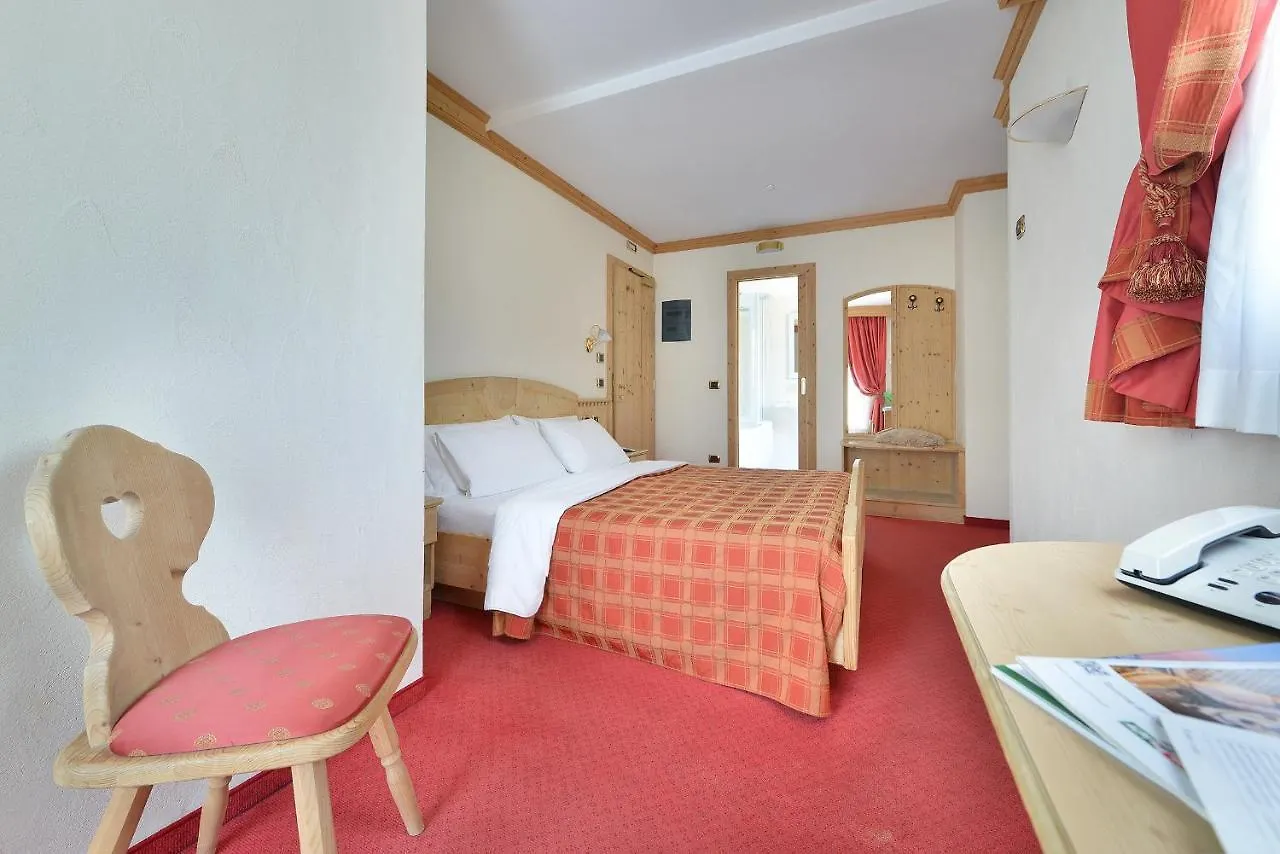 Hotel Cristallo Livigno 3*,  Italia