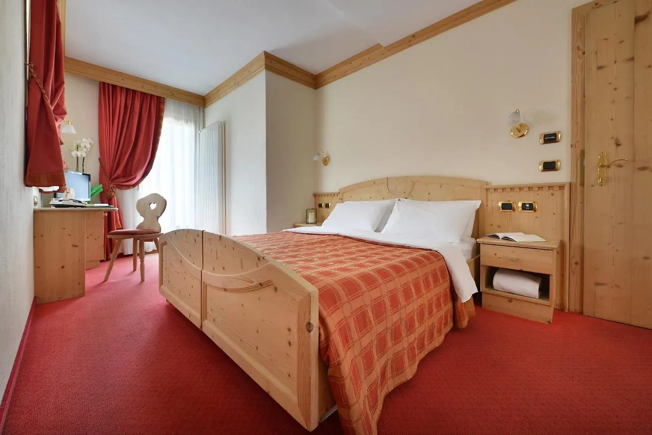 Hotel Cristallo 利维尼奥